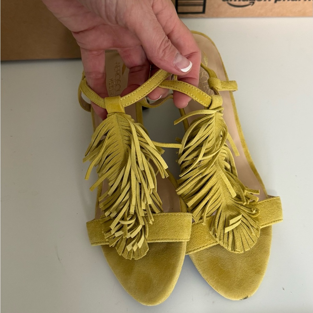 Super fun - lime/ almost fluorescent green kitten heel with all the frills - 9.5